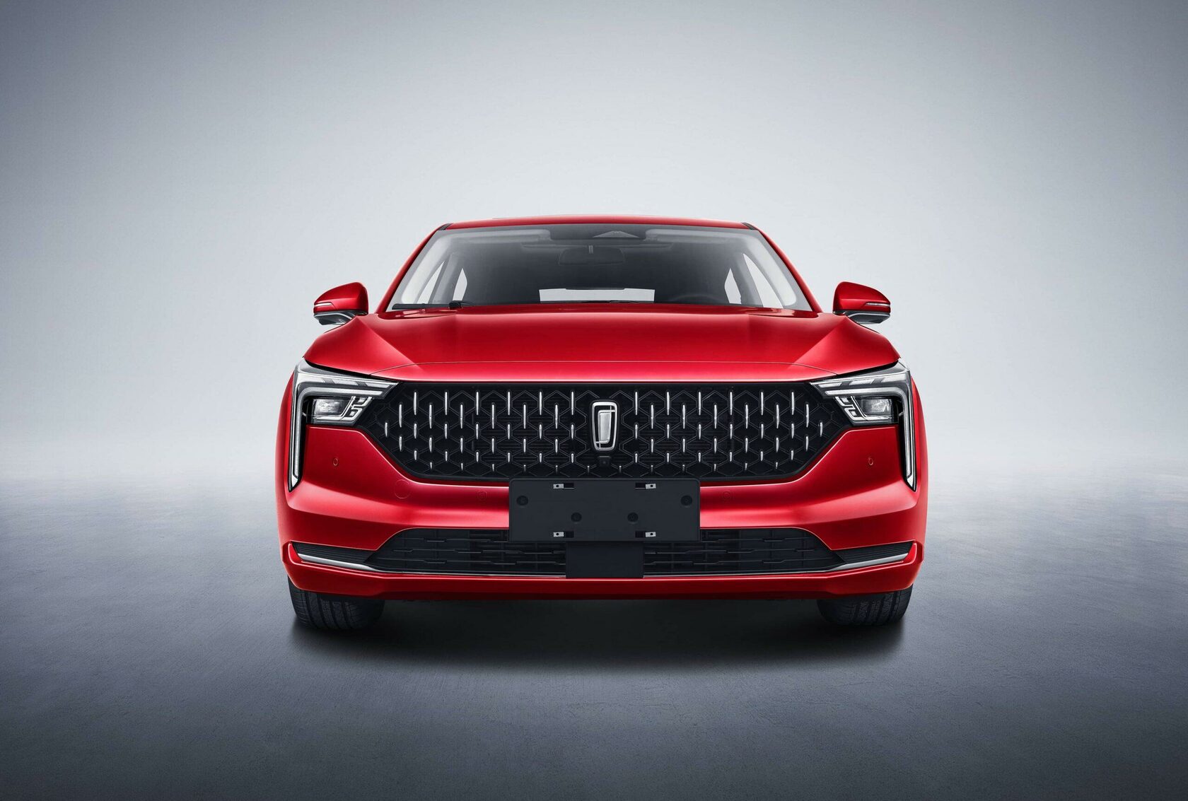 Автосалон: Bestune B70