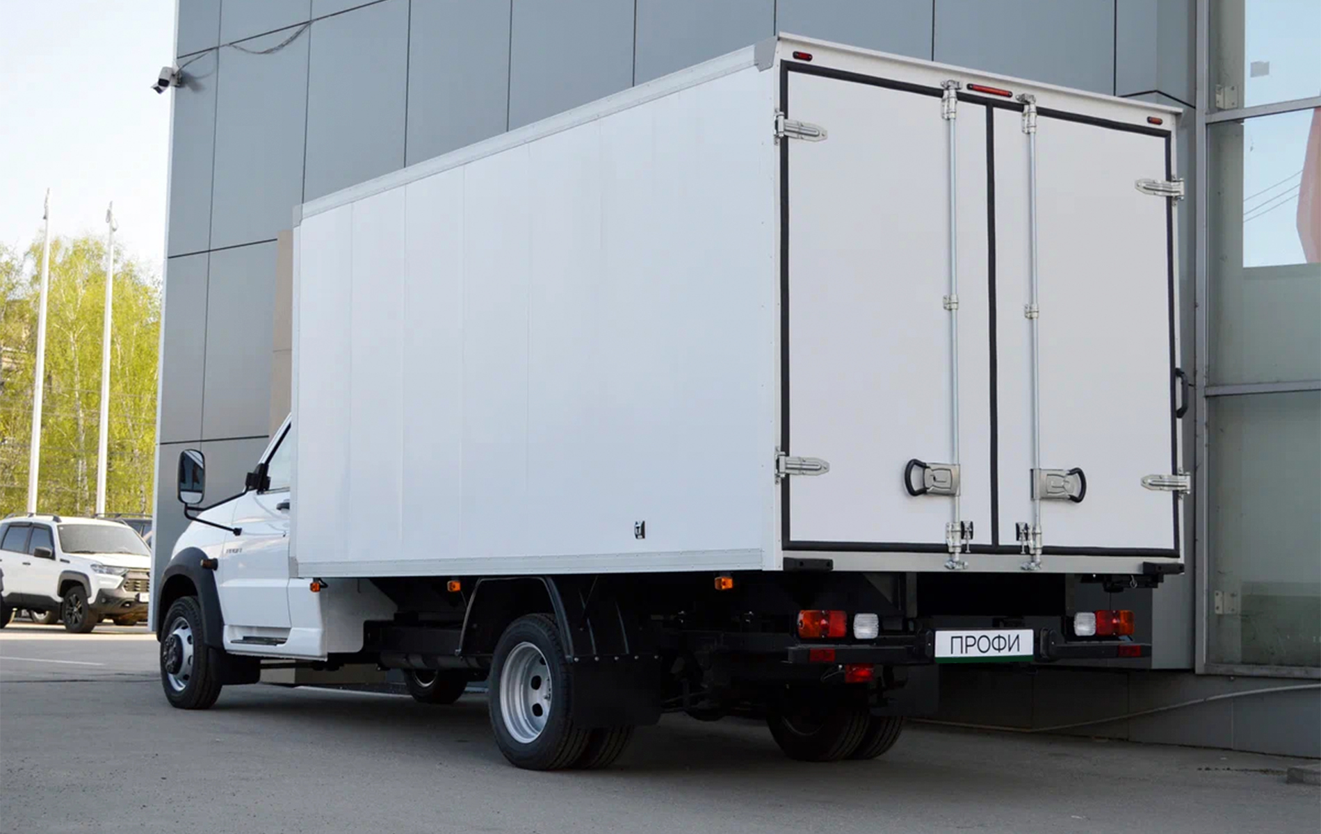 Автосалон: Uaz Профи Фургон
