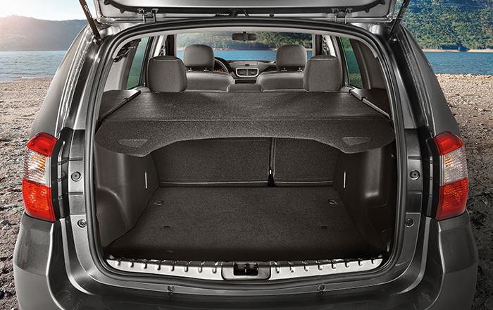 Автосалон: Nissan Terrano