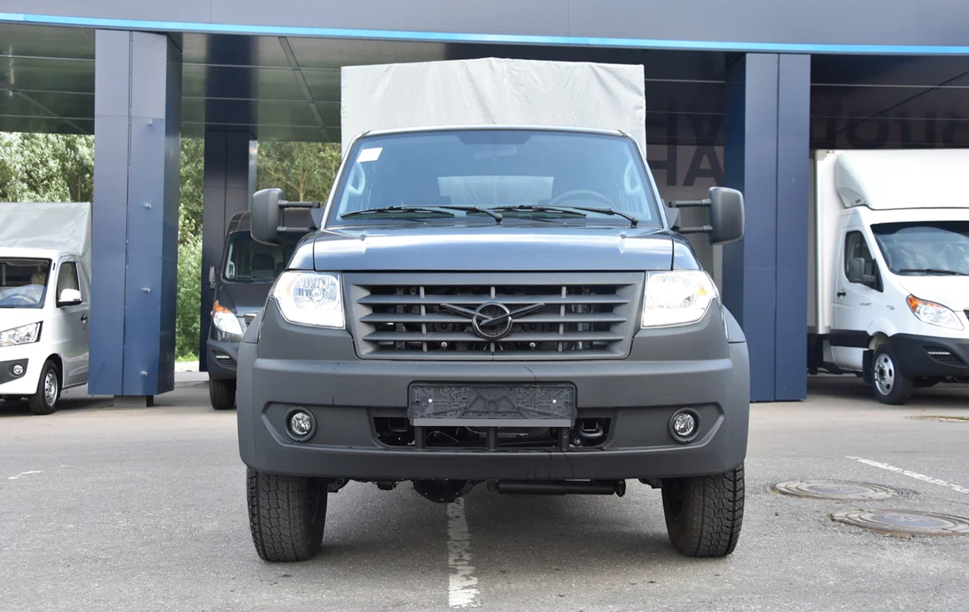 Автосалон: Uaz Профи Двухрядная кабина
