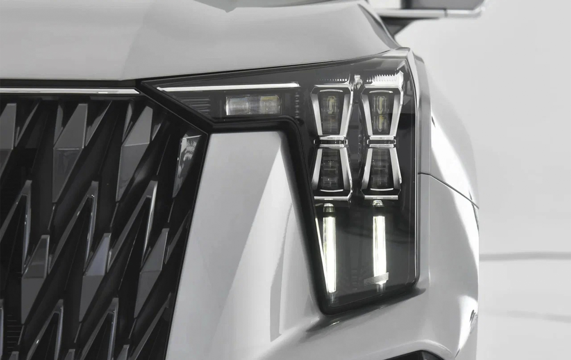 Автосалон: Gac GS8 New