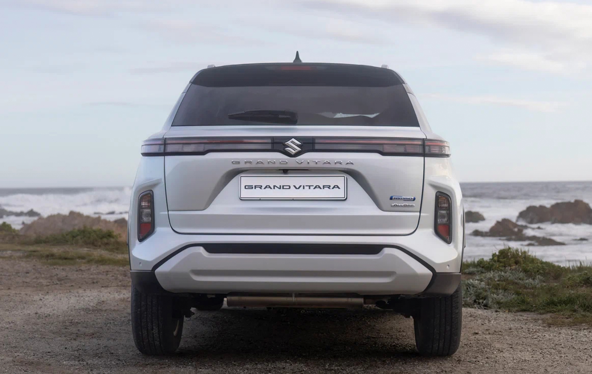 Автосалон: Suzuki Grand Vitara