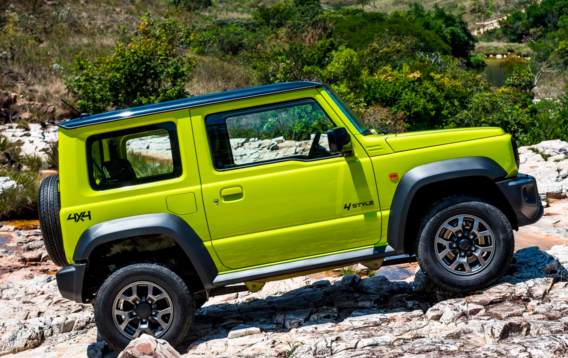 Автосалон: Suzuki Jimny