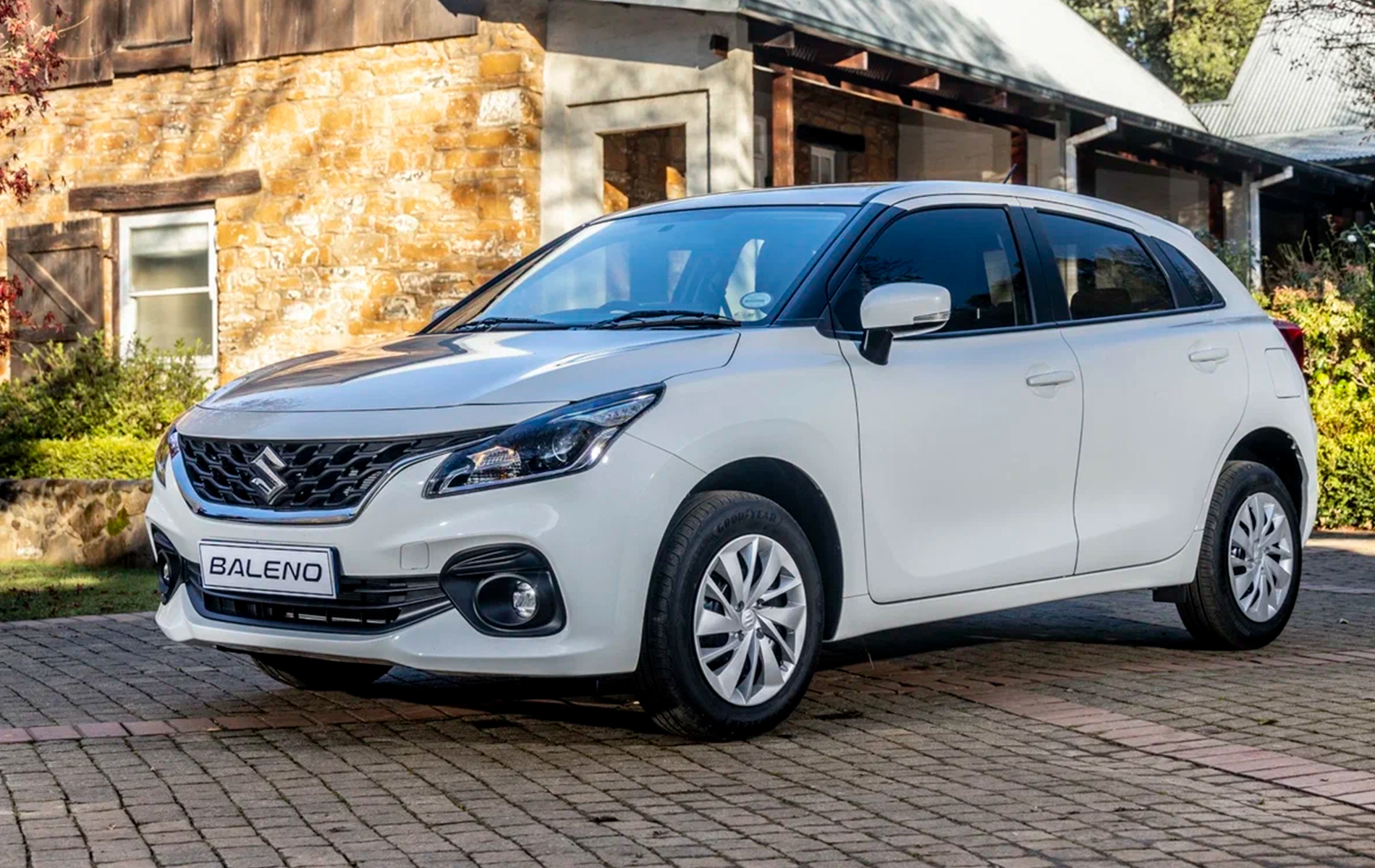 Автосалон: Suzuki Baleno