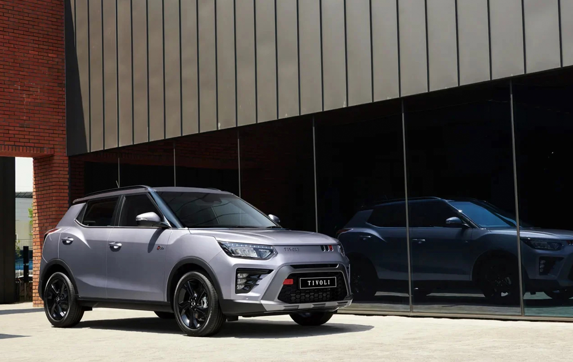 Автосалон: Kgm Tivoli