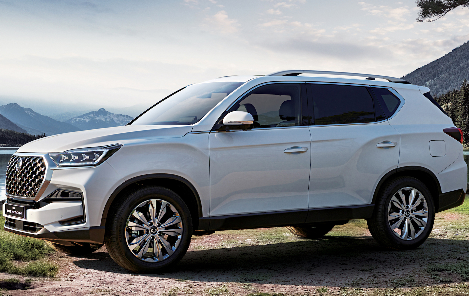 Автосалон: Kgm Rexton