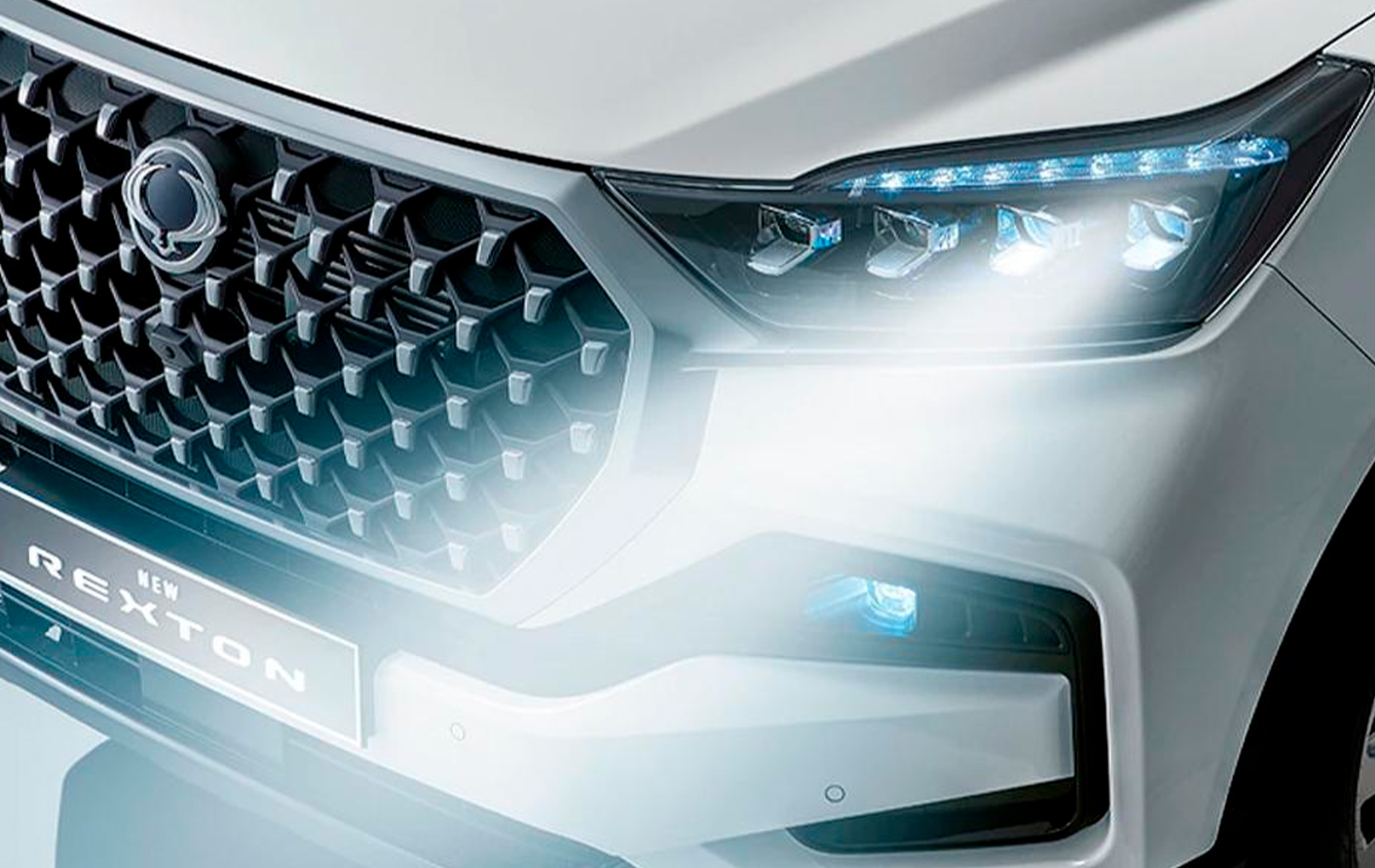 Автосалон: Kgm Rexton