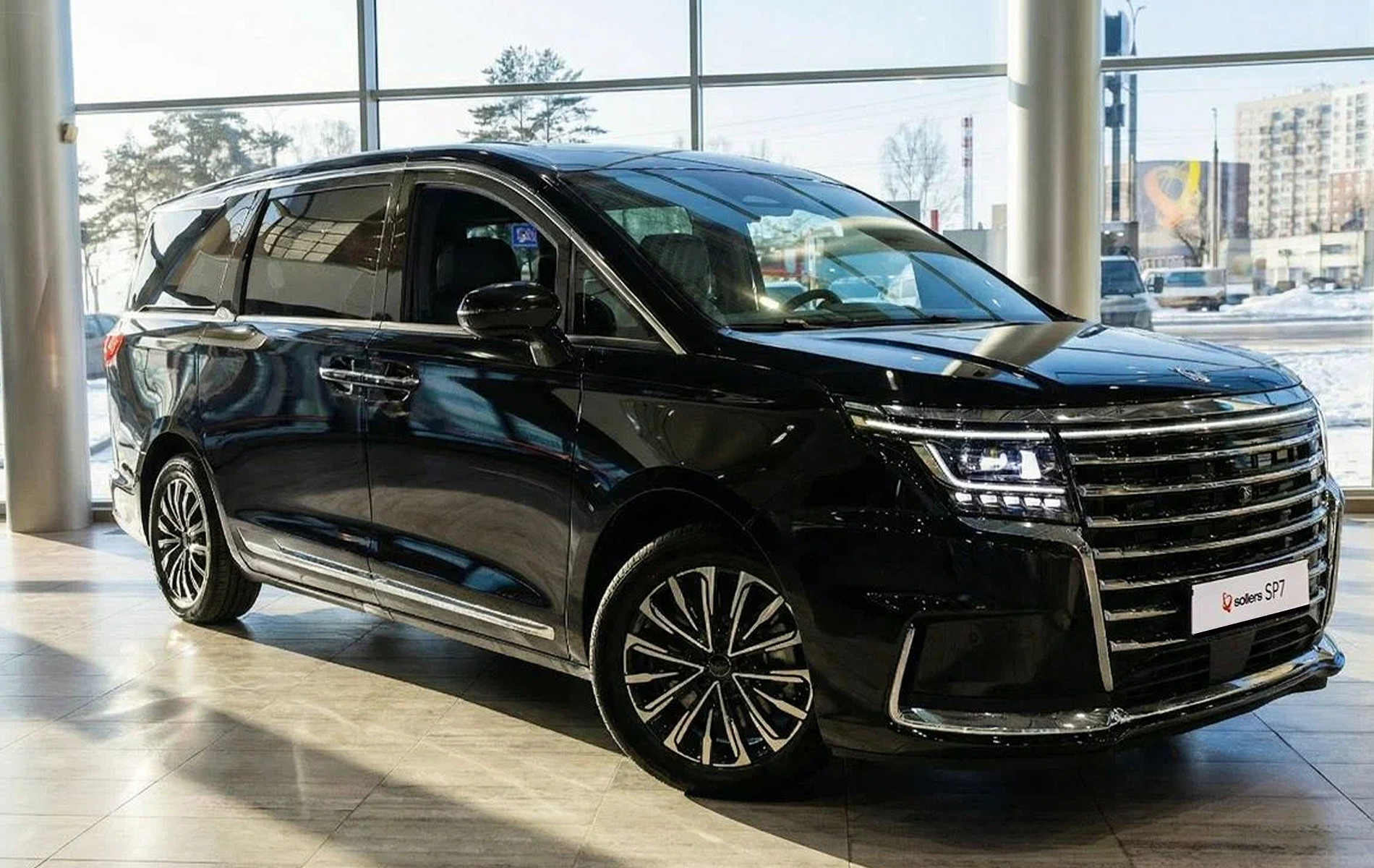 Автосалон: Sollers SP7