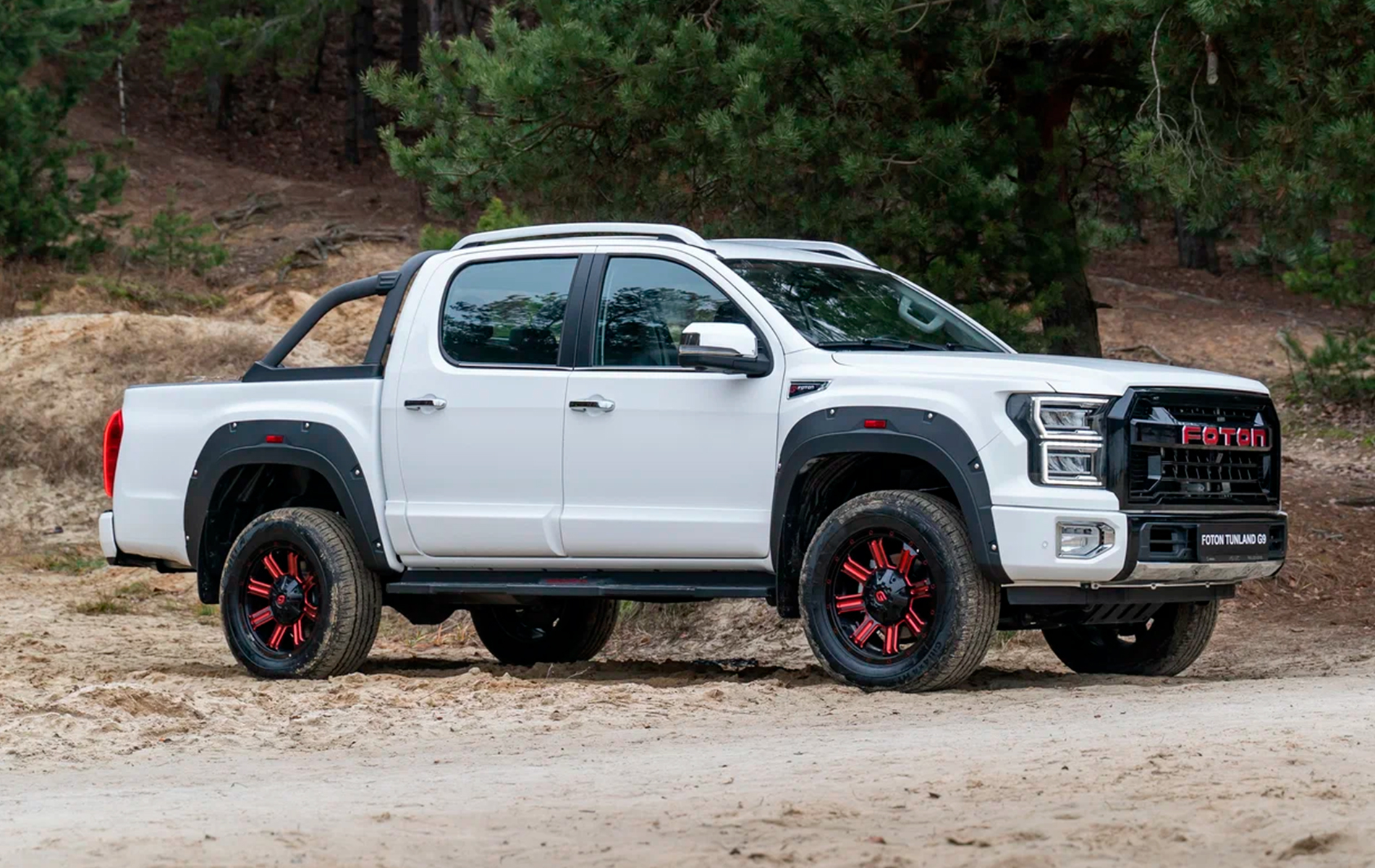 Автосалон: Foton Tunland G9