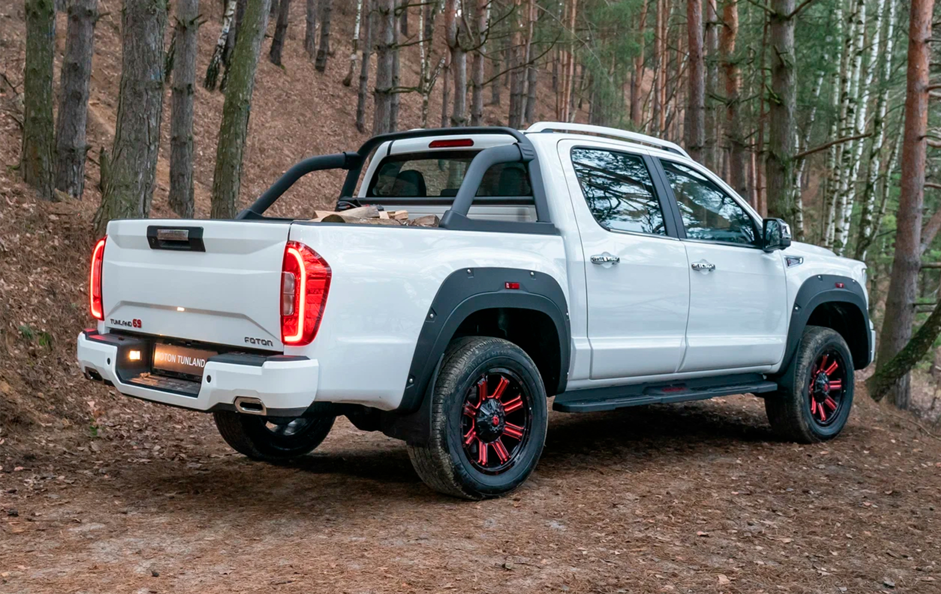 Автосалон: Foton Tunland G9