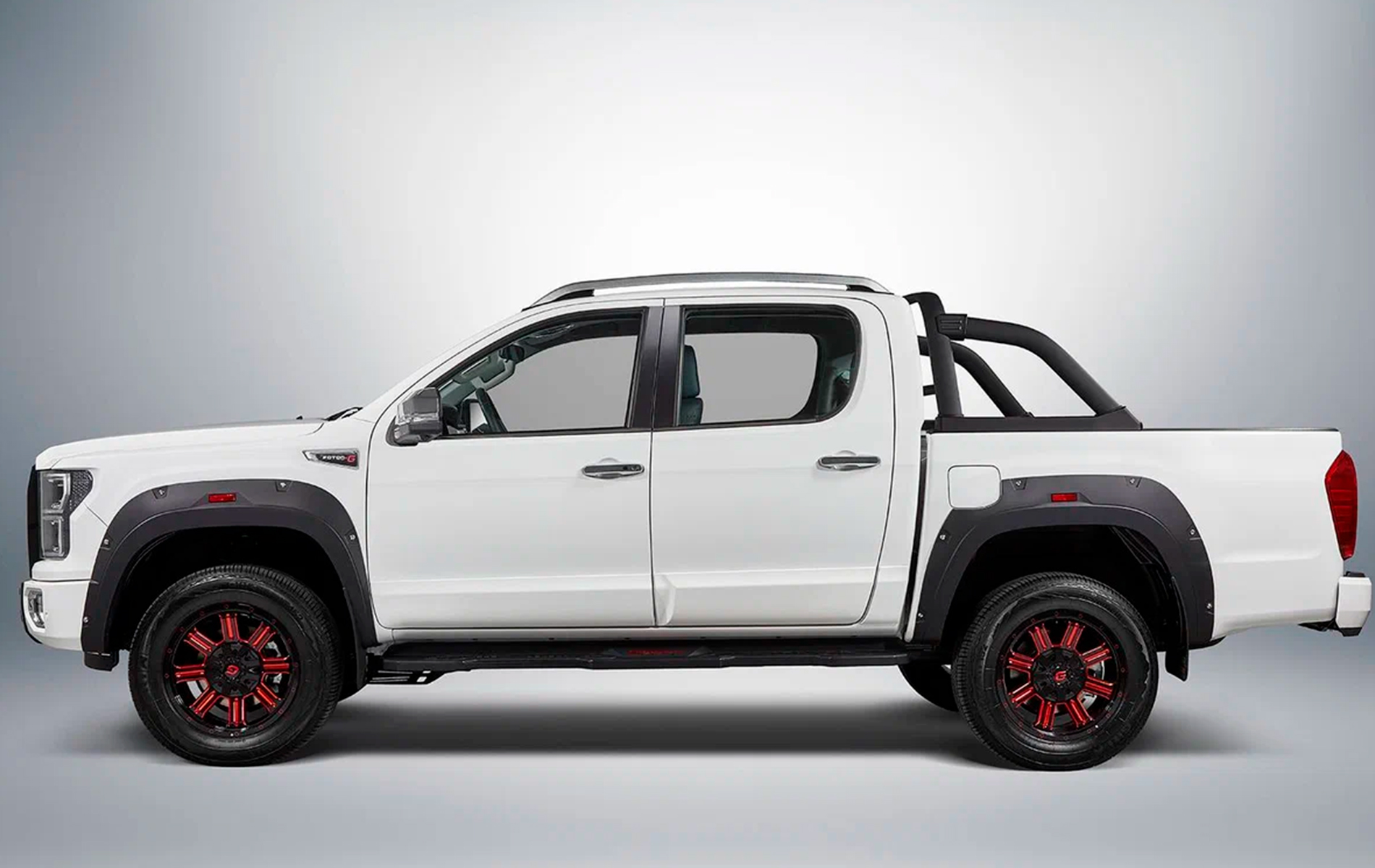 Автосалон: Foton Tunland G9