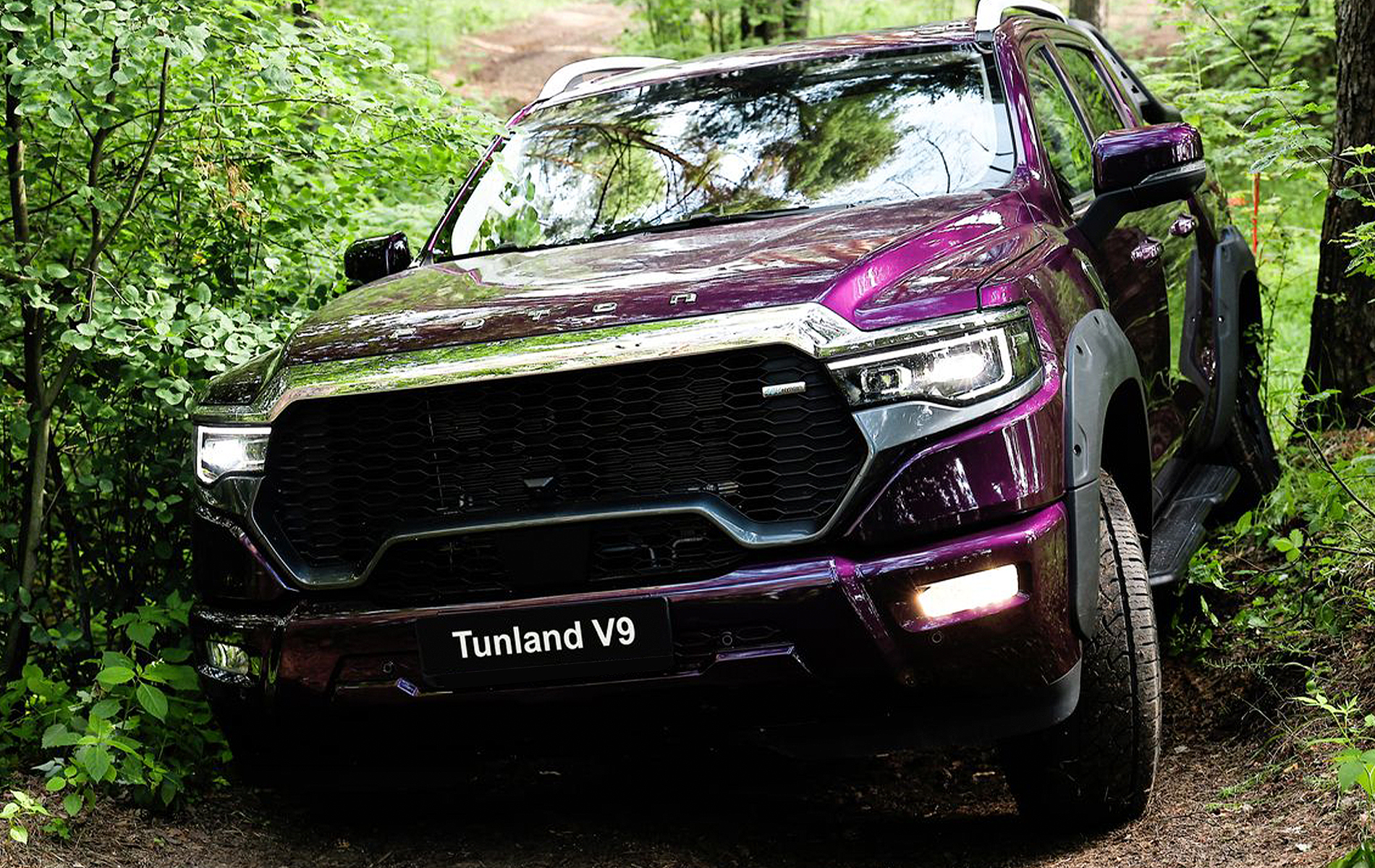 Автосалон: Foton Tunland V9