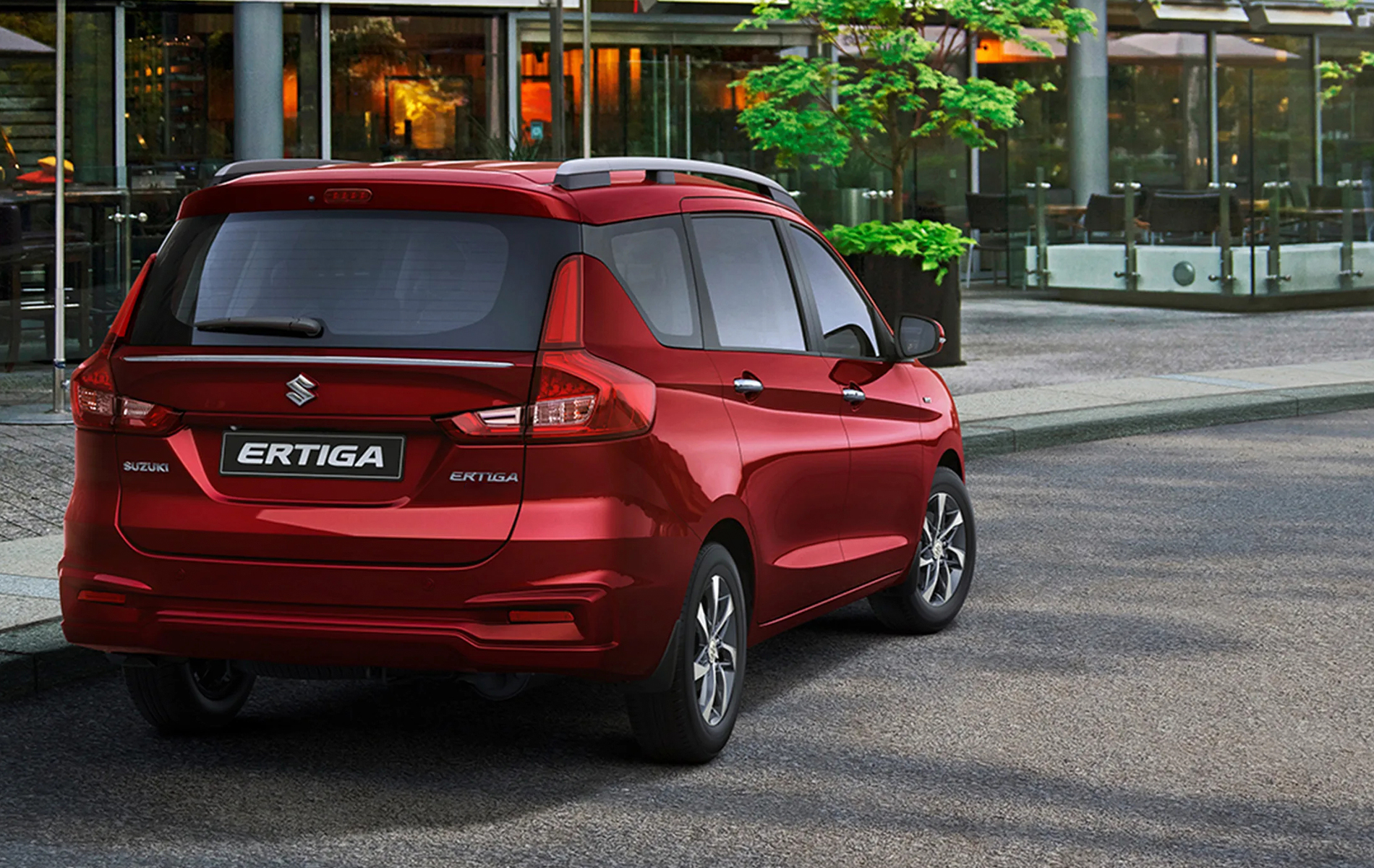 Автосалон: Suzuki Ertiga
