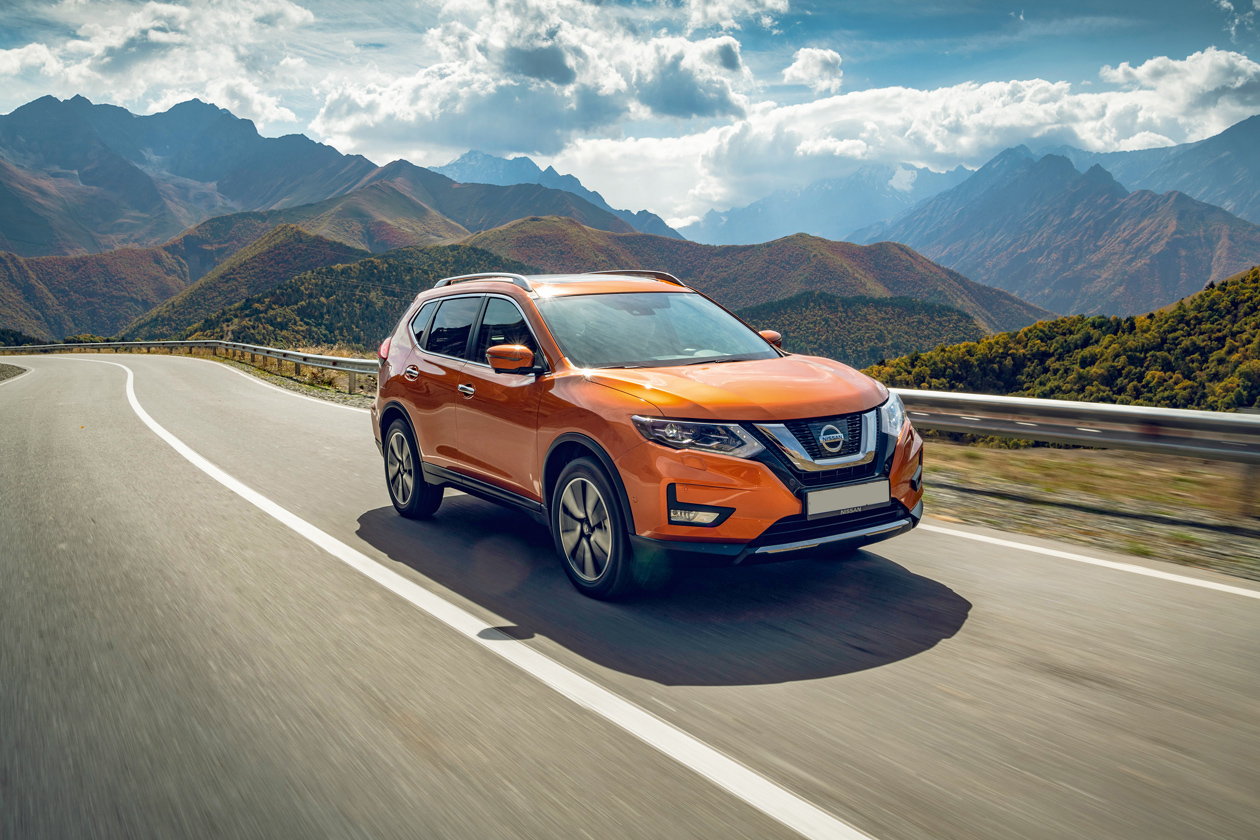 Автосалон: Nissan X-Trail