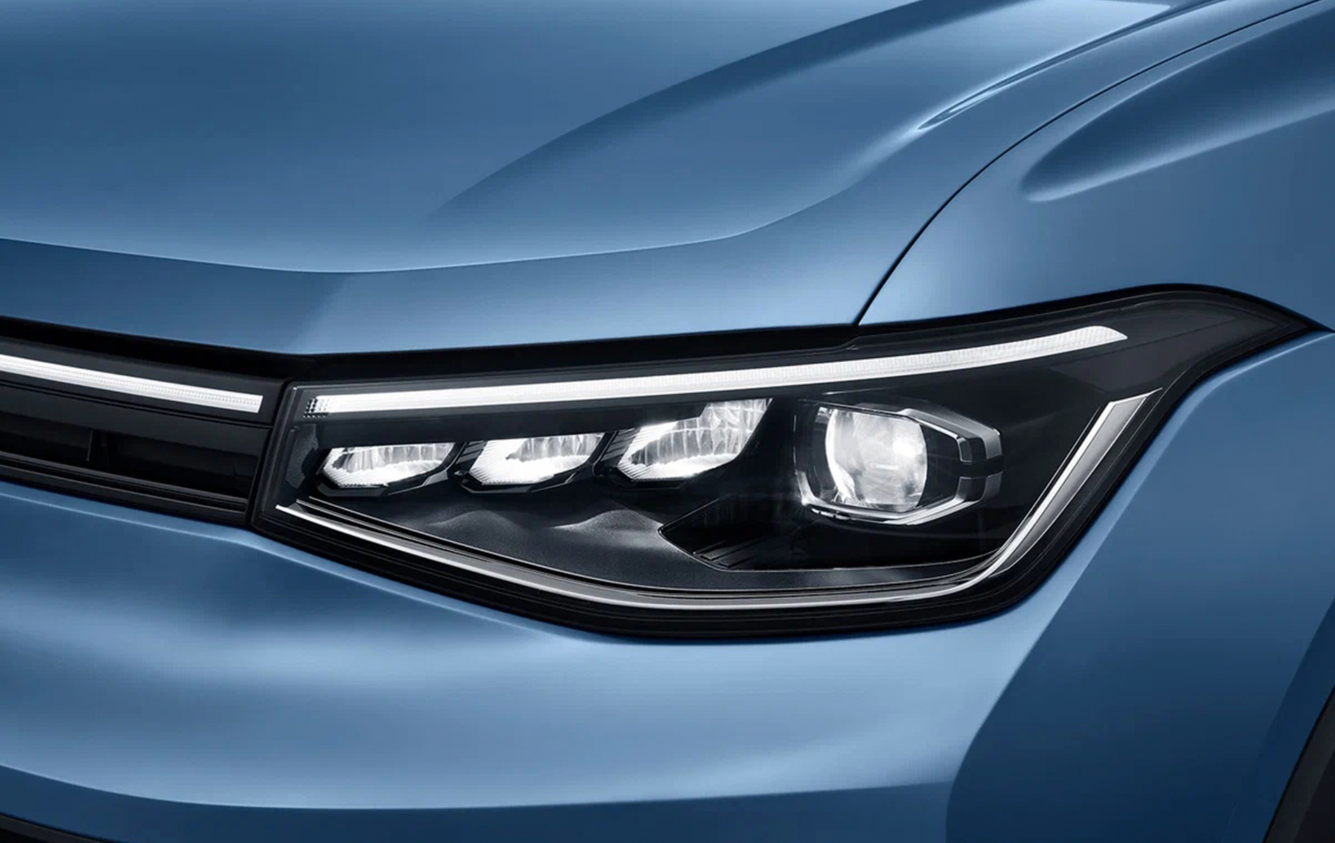 Автосалон: Volkswagen Tharu XR