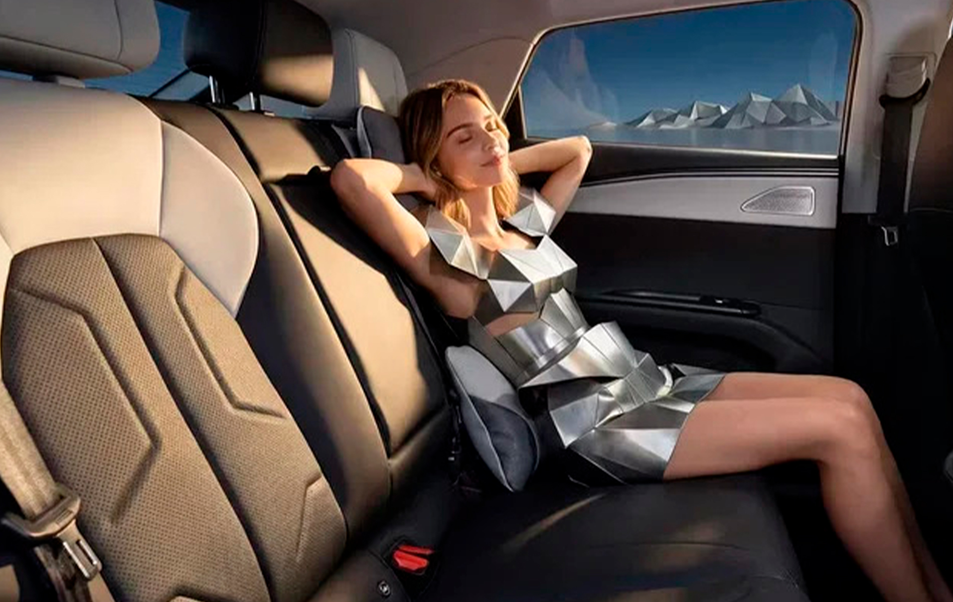 Автосалон: Omoda C5 New