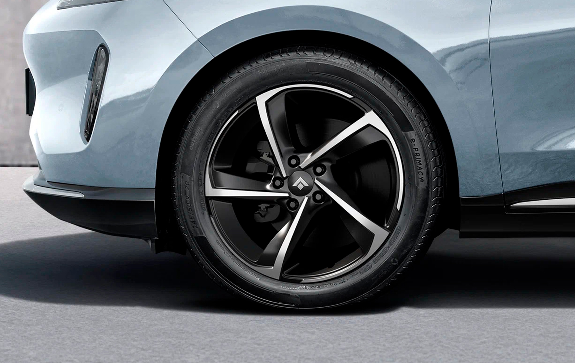 Автосалон: Gac Hyptec HT