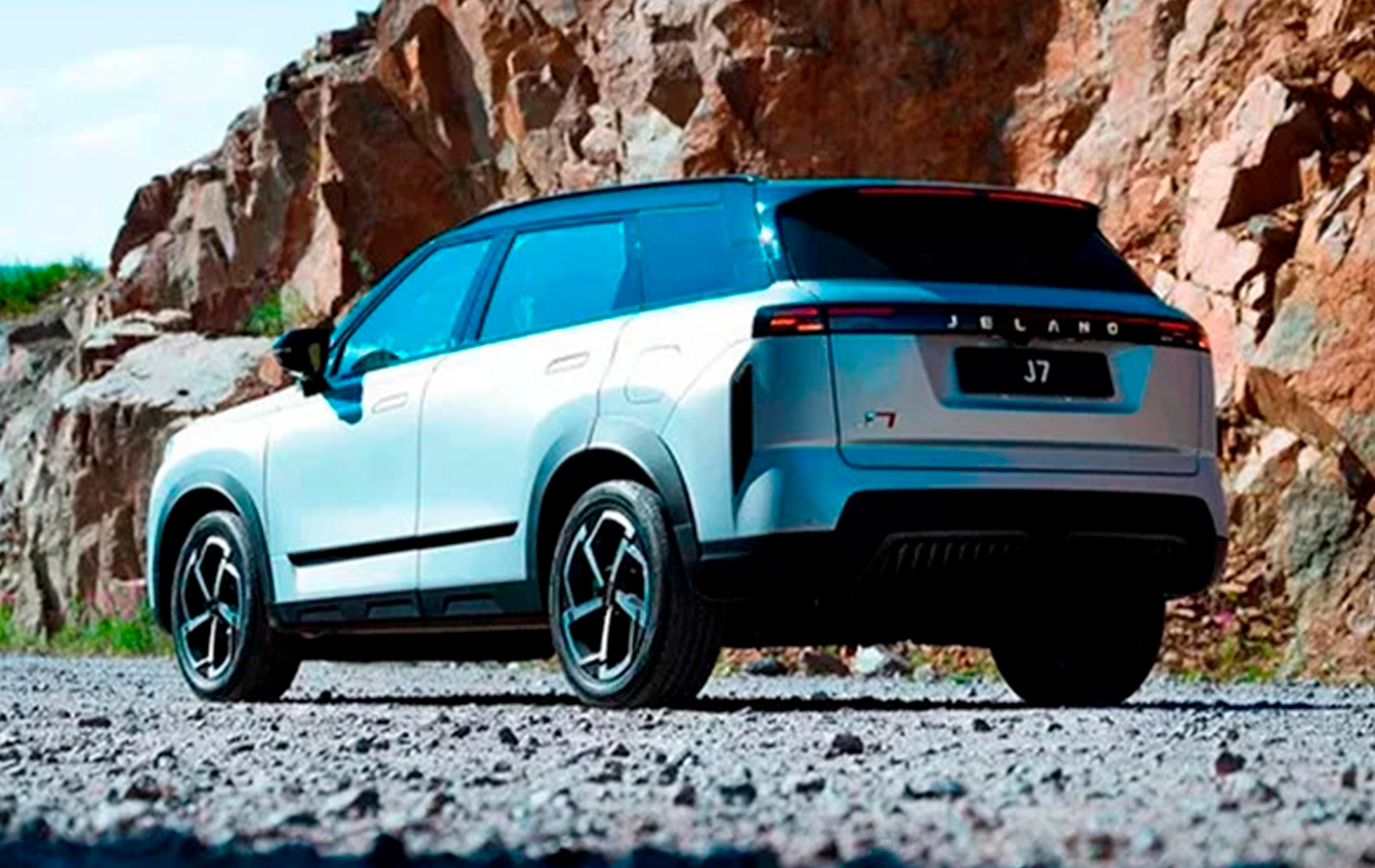 Автосалон: Jeland J7