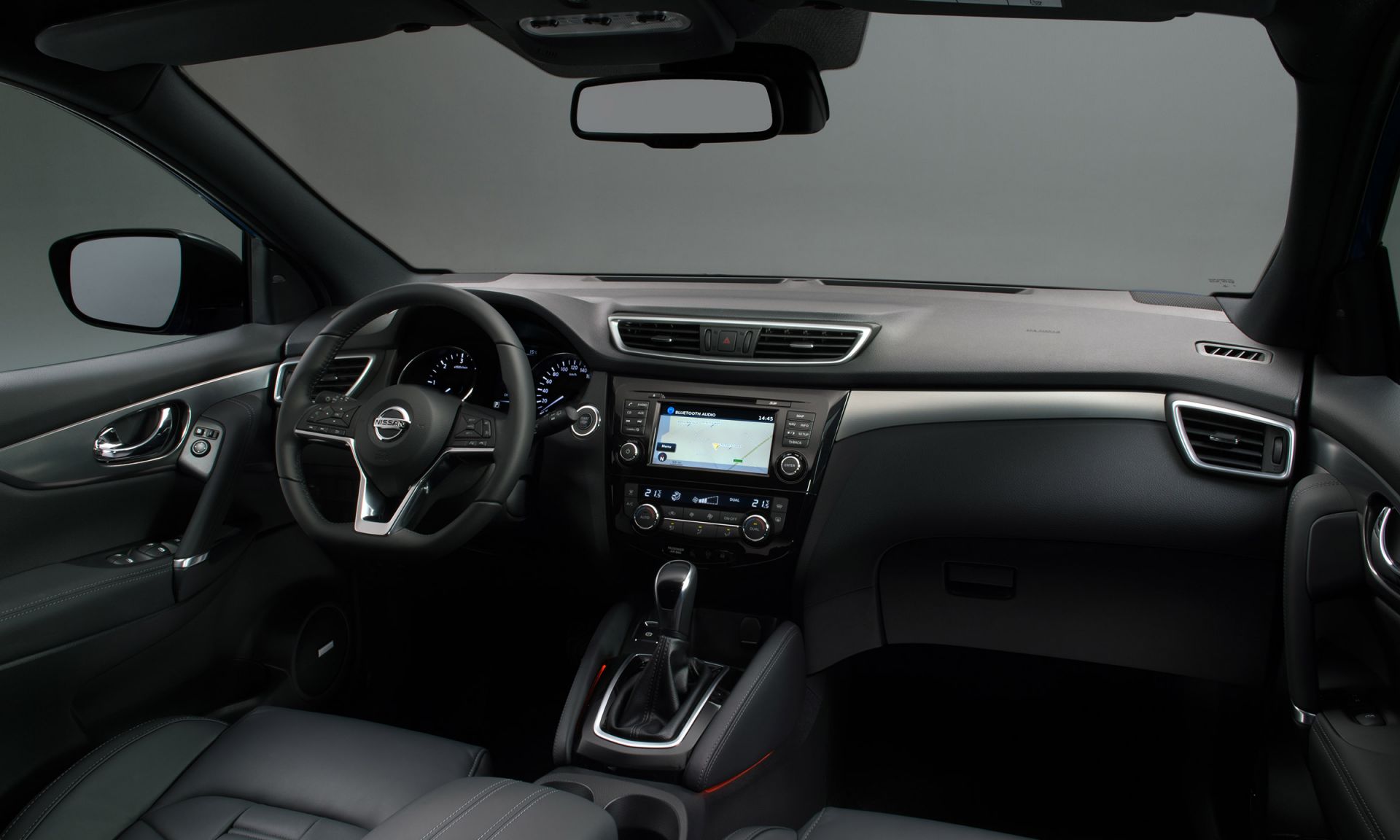 Автосалон: Nissan Qashqai