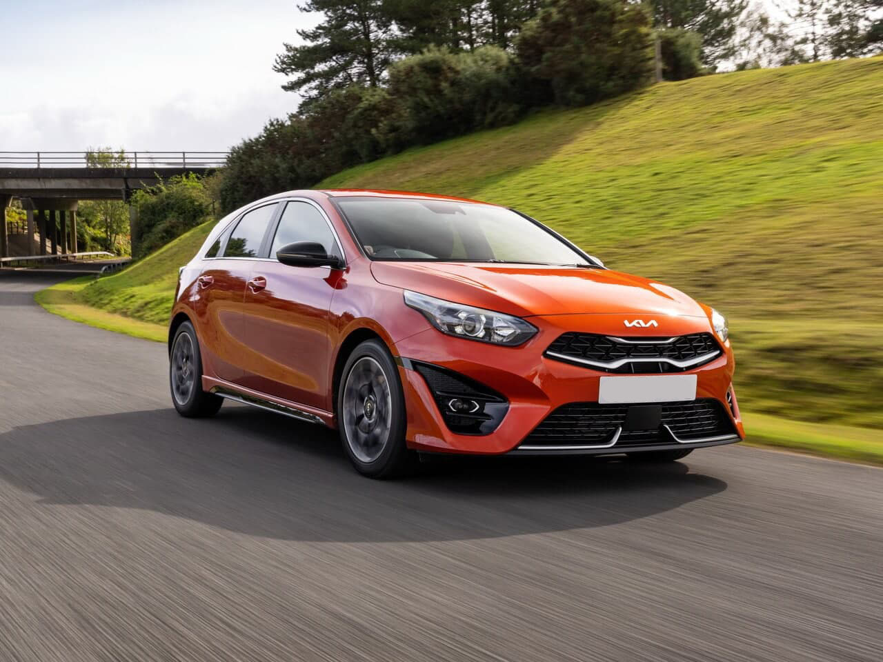 Автосалон: Kia Ceed