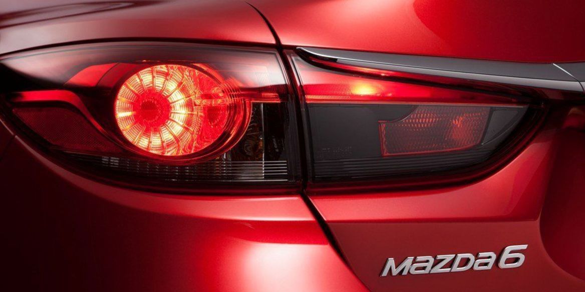 Автосалон: Mazda 6