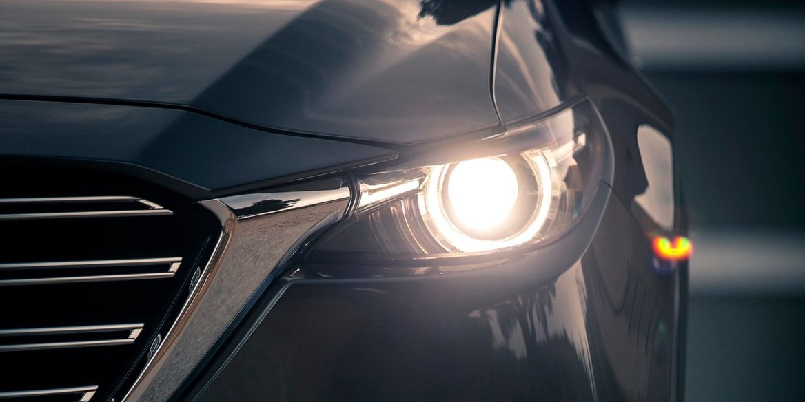Автосалон: Mazda CX-9