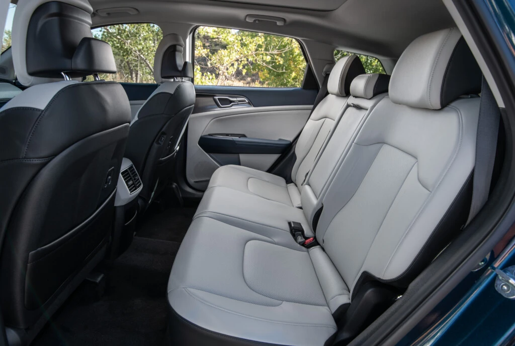 Автосалон: Kia Sportage