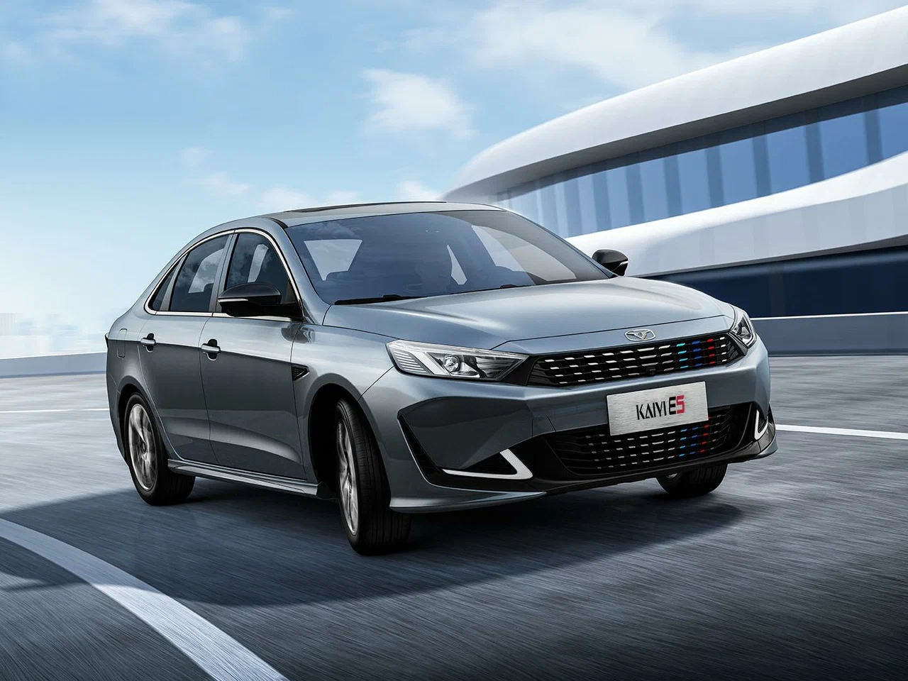 Автосалон: Kaiyi E5