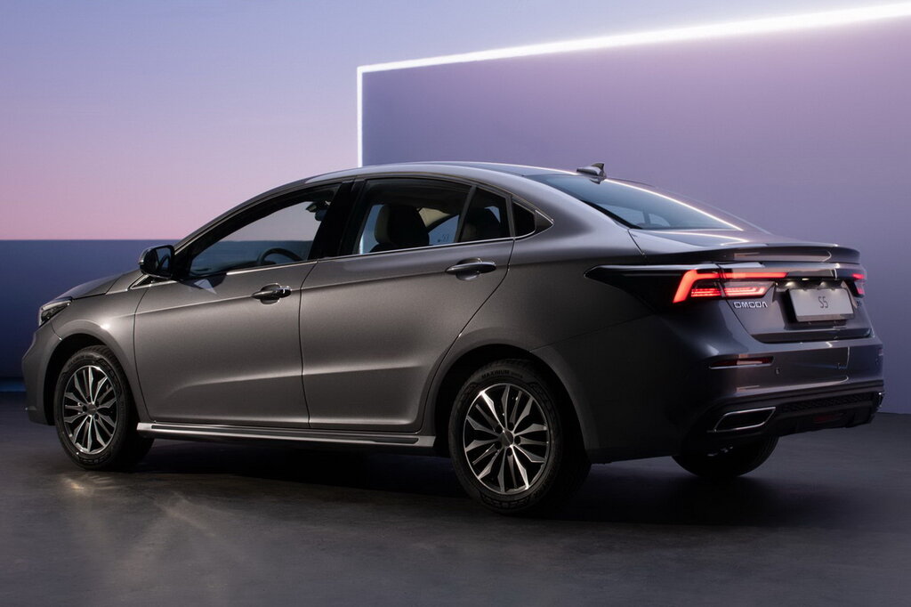 Автосалон: Omoda S5