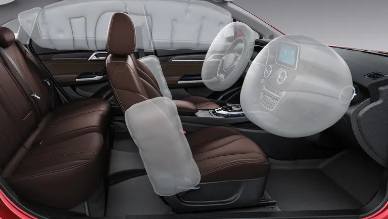Автосалон: Baic U5 PLUS