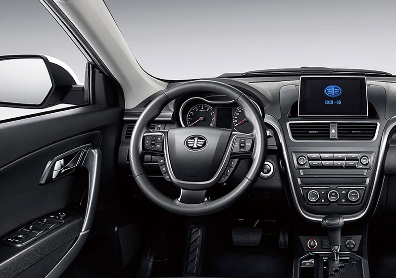 Автосалон: Faw Besturn X80