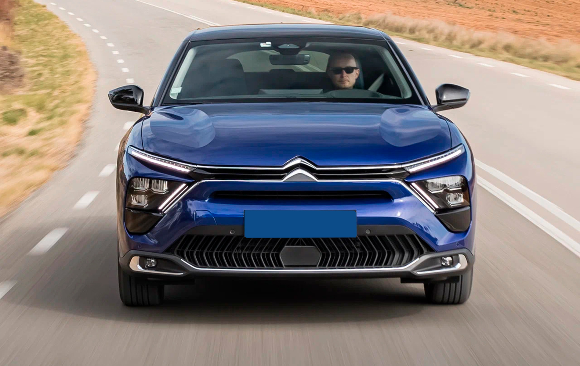 Автосалон: Citroen C5 X