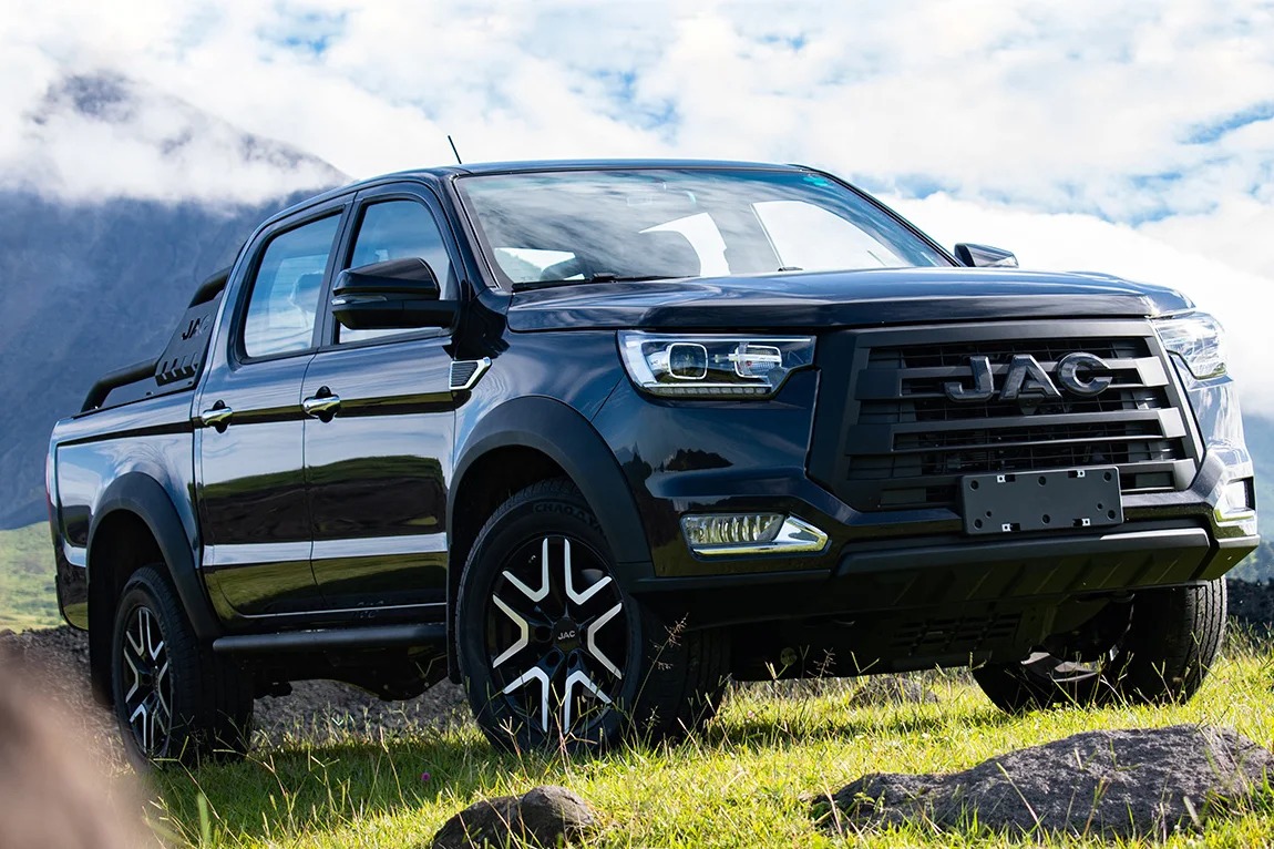 Автосалон: Jac T8 Pro
