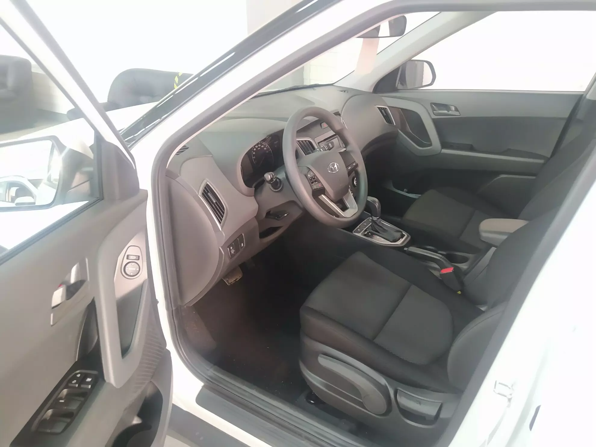Автосалон: Hyundai Creta 2021