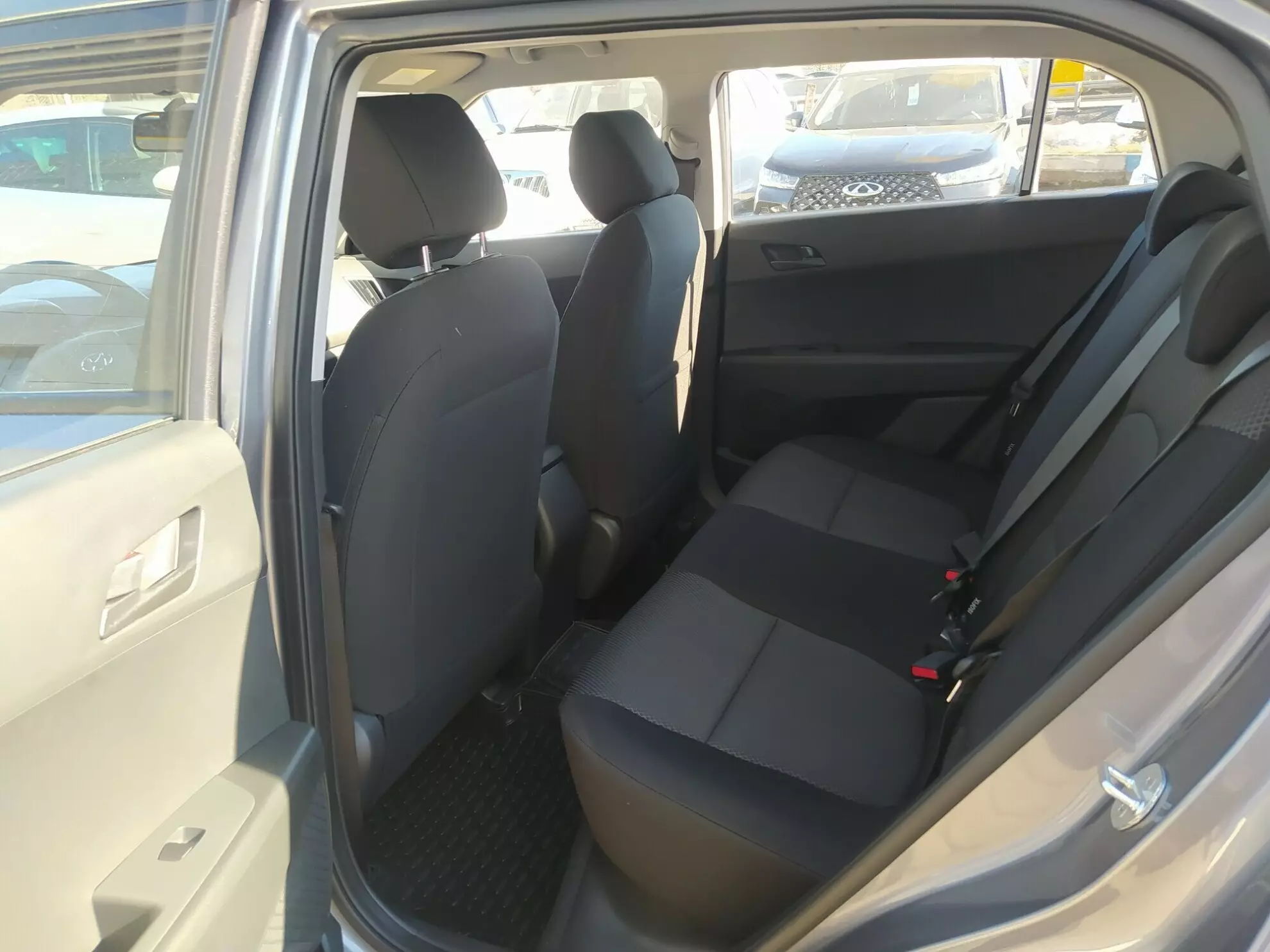 Автосалон: Hyundai Creta 2021