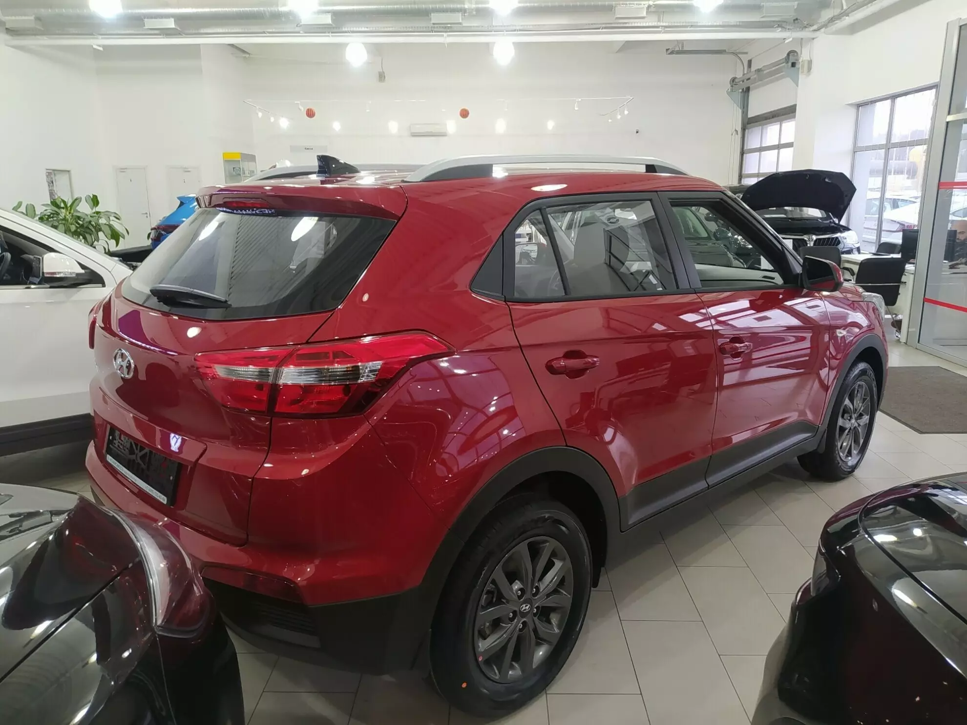 Автосалон: Hyundai Creta 2021