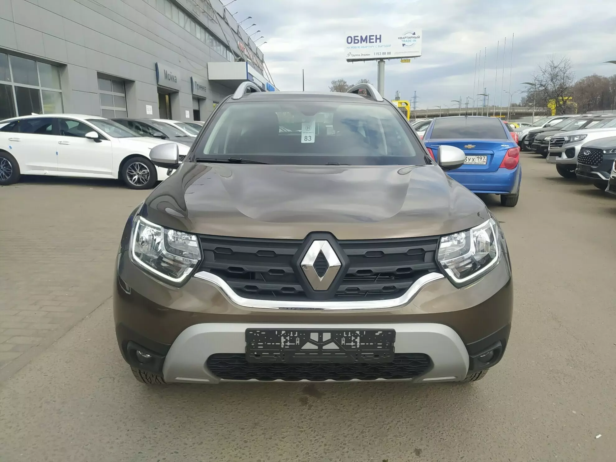 Автосалон: Renault Duster