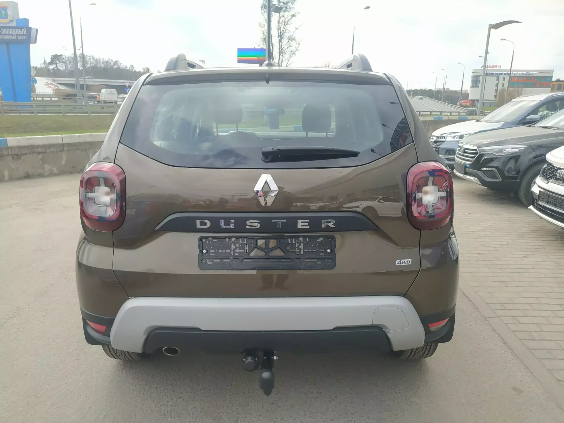 Автосалон: Renault Duster