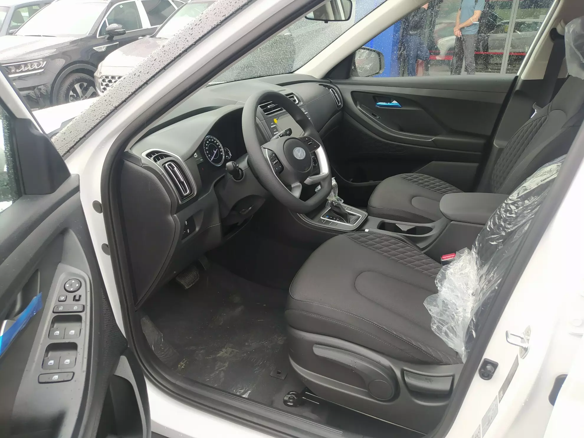Автосалон: Hyundai Creta