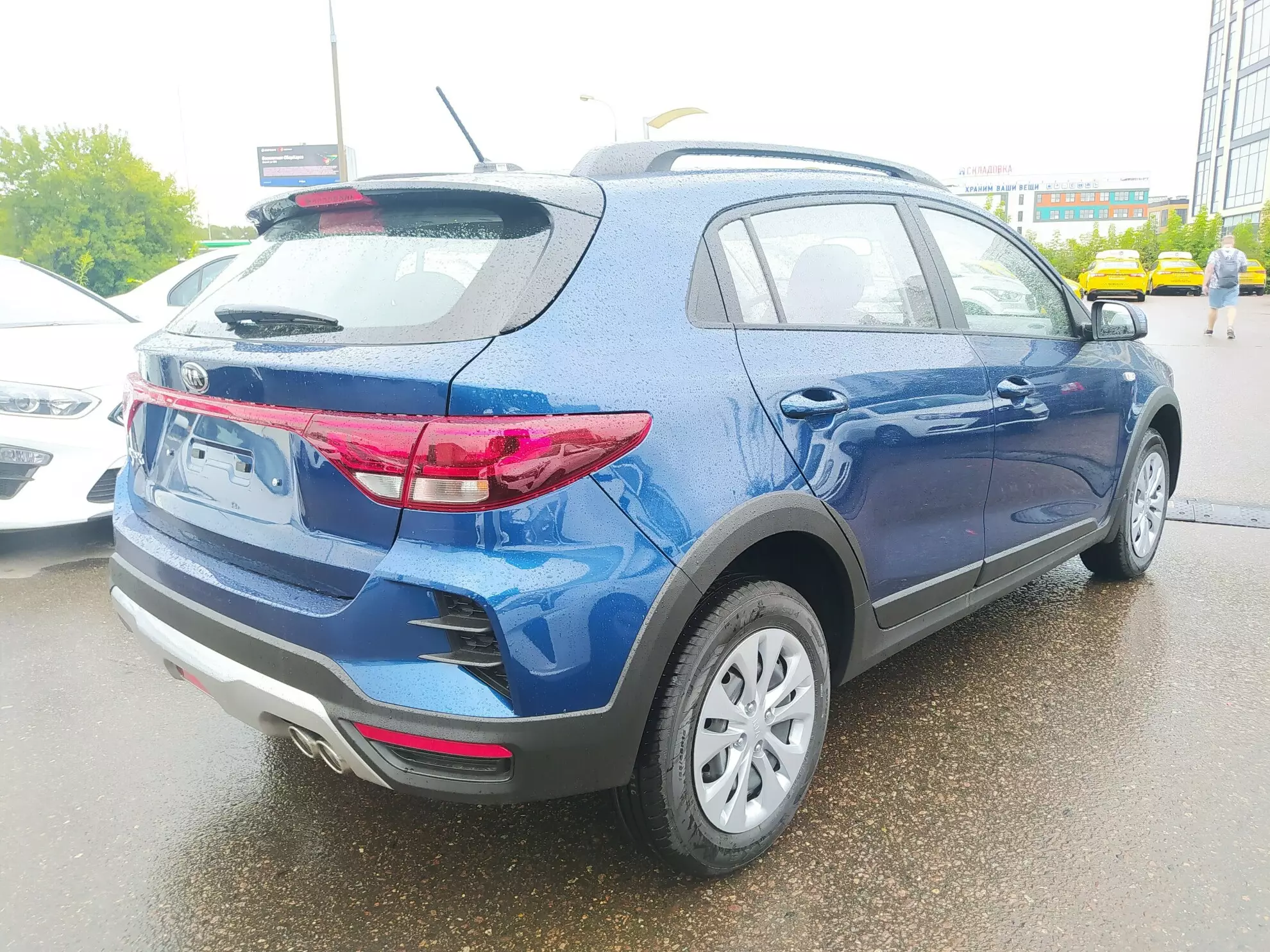 Автосалон: Kia Rio X