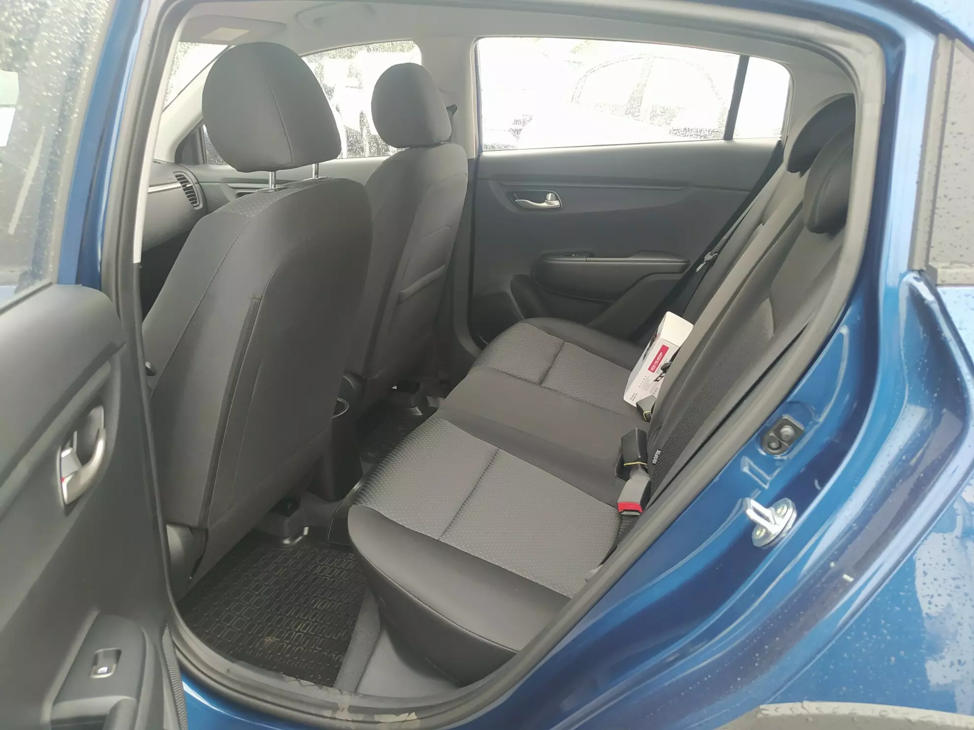 Автосалон: Kia Rio X