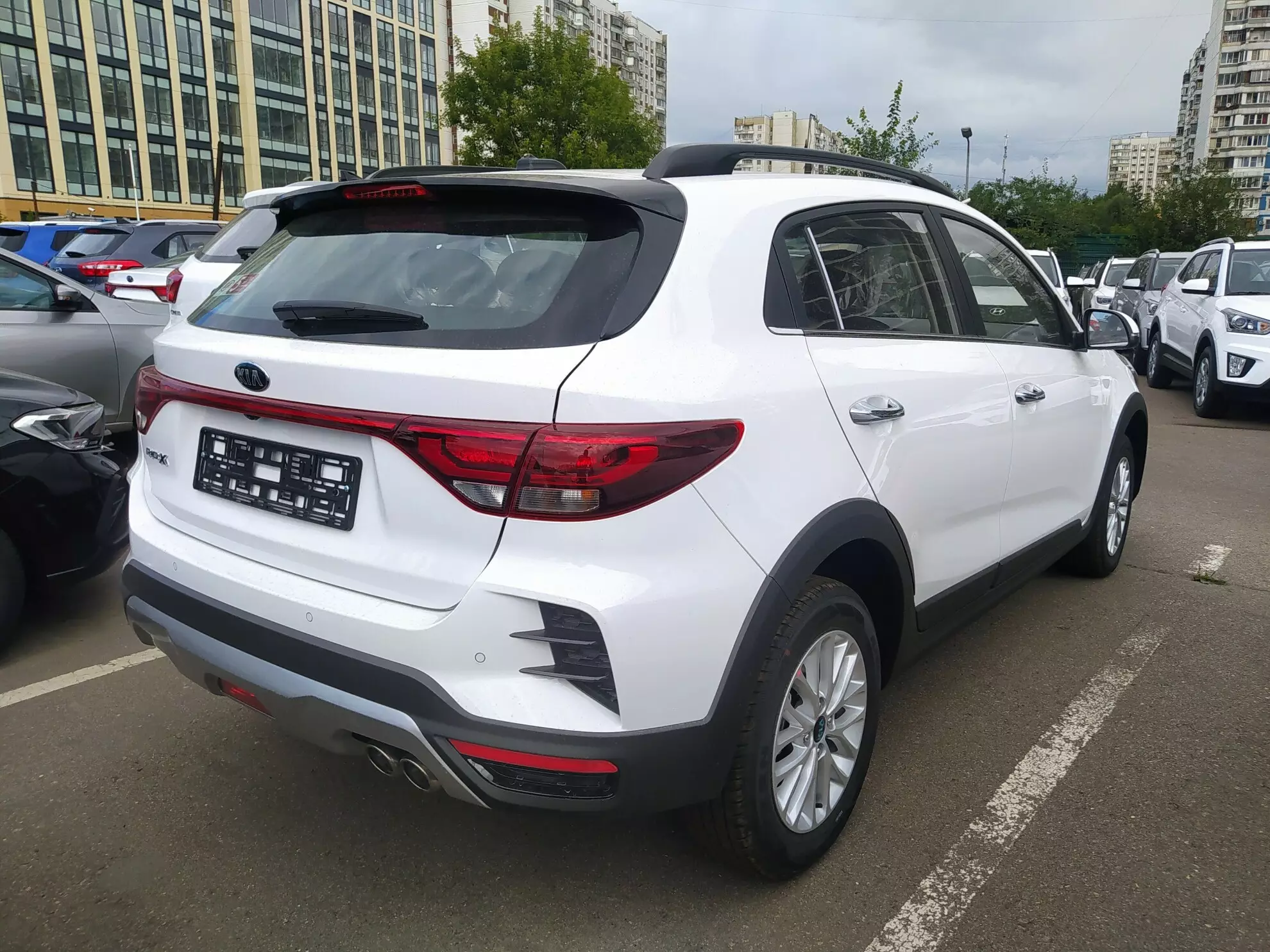 Автосалон: Kia Rio X