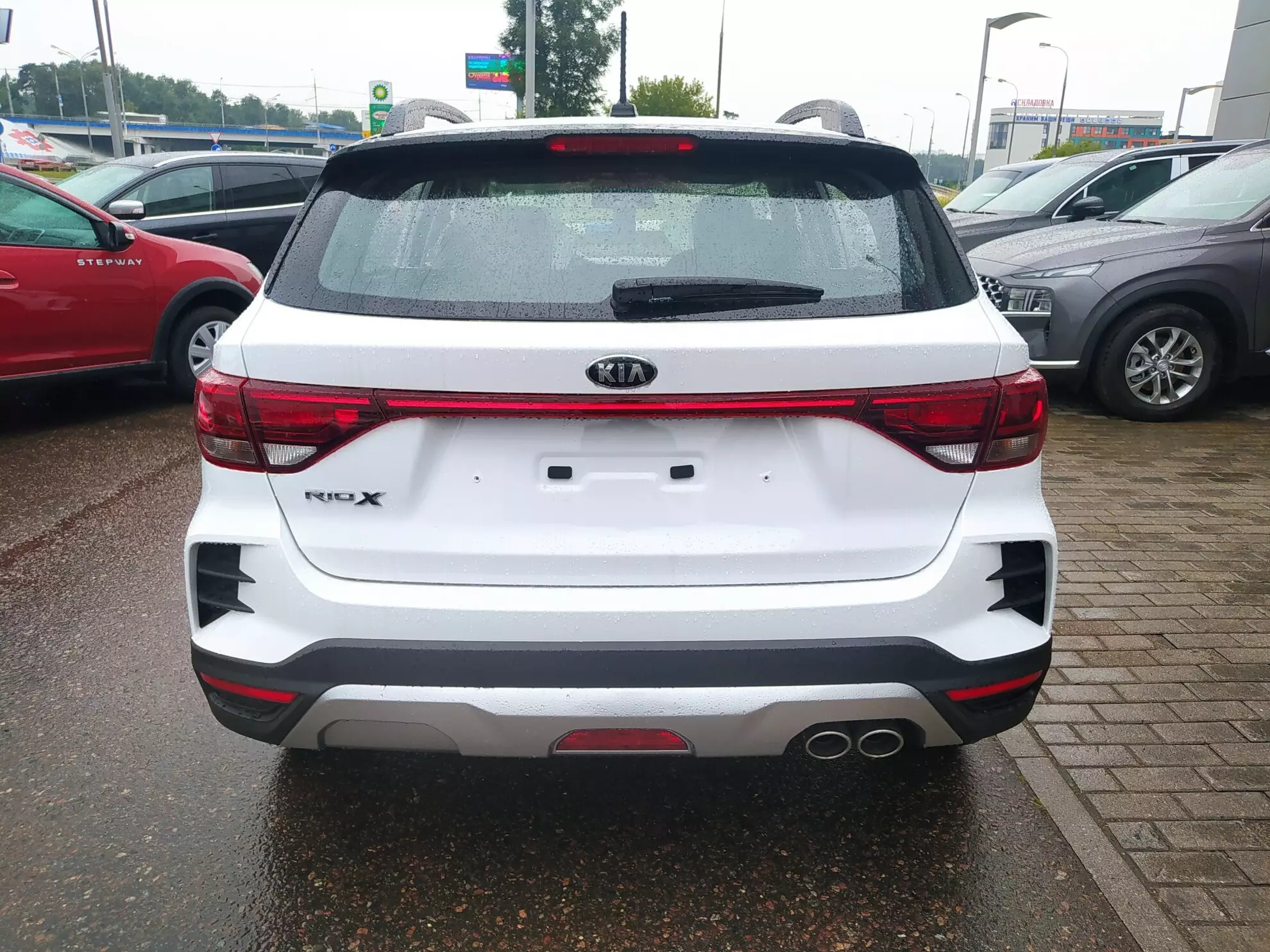 Автосалон: Kia Rio X