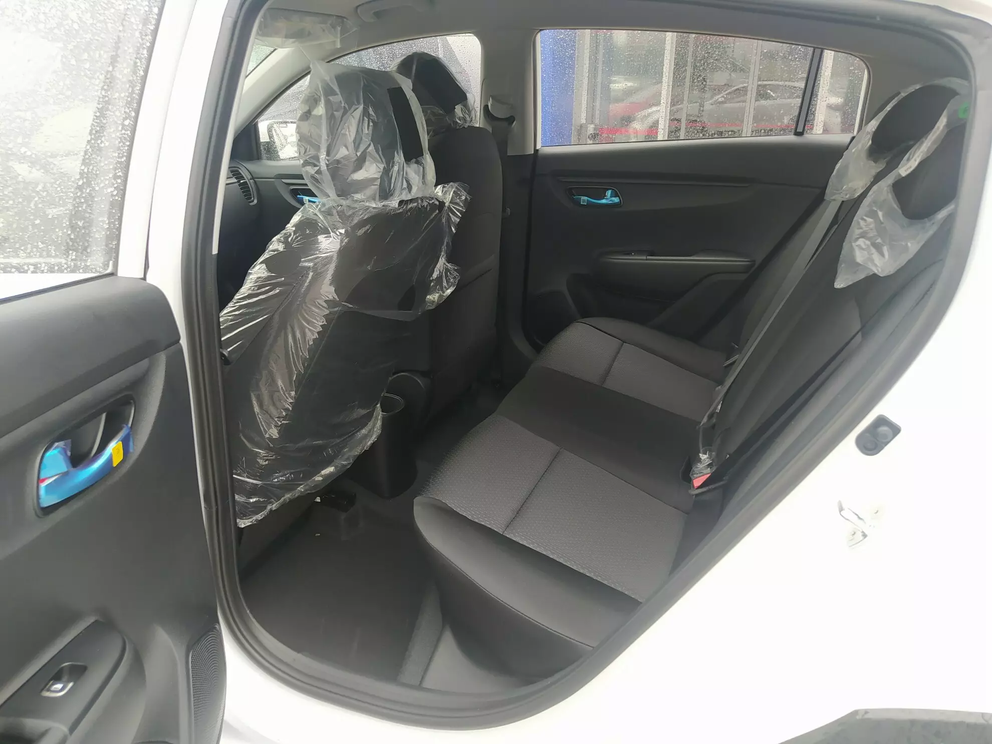 Автосалон: Kia Rio X