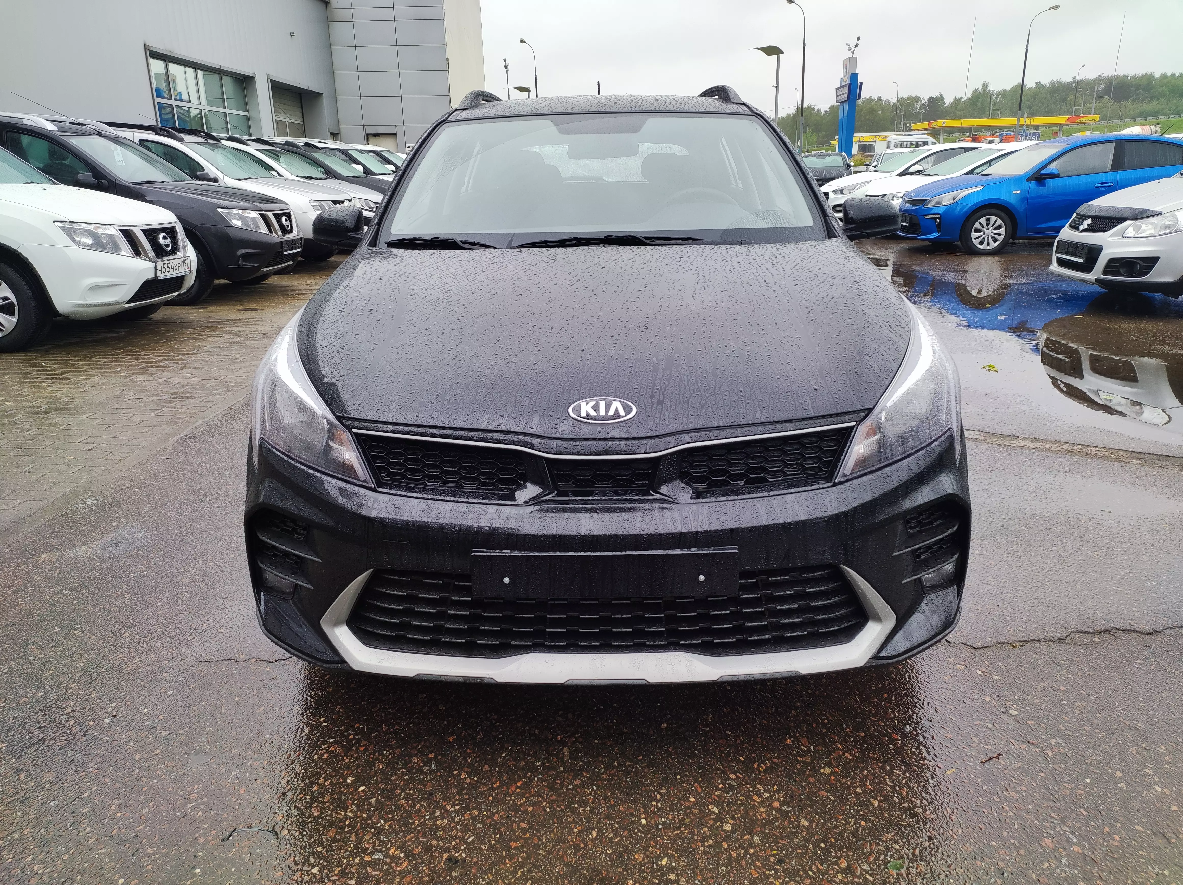 Автосалон: Kia Rio X