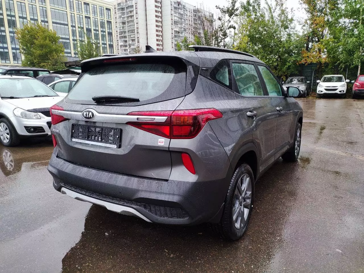 Автосалон: Kia Seltos