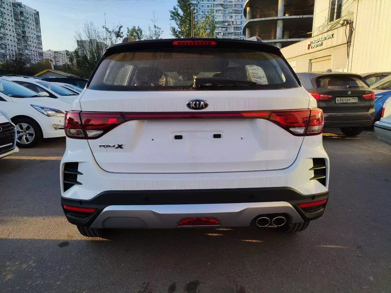 Автосалон: Kia Rio X