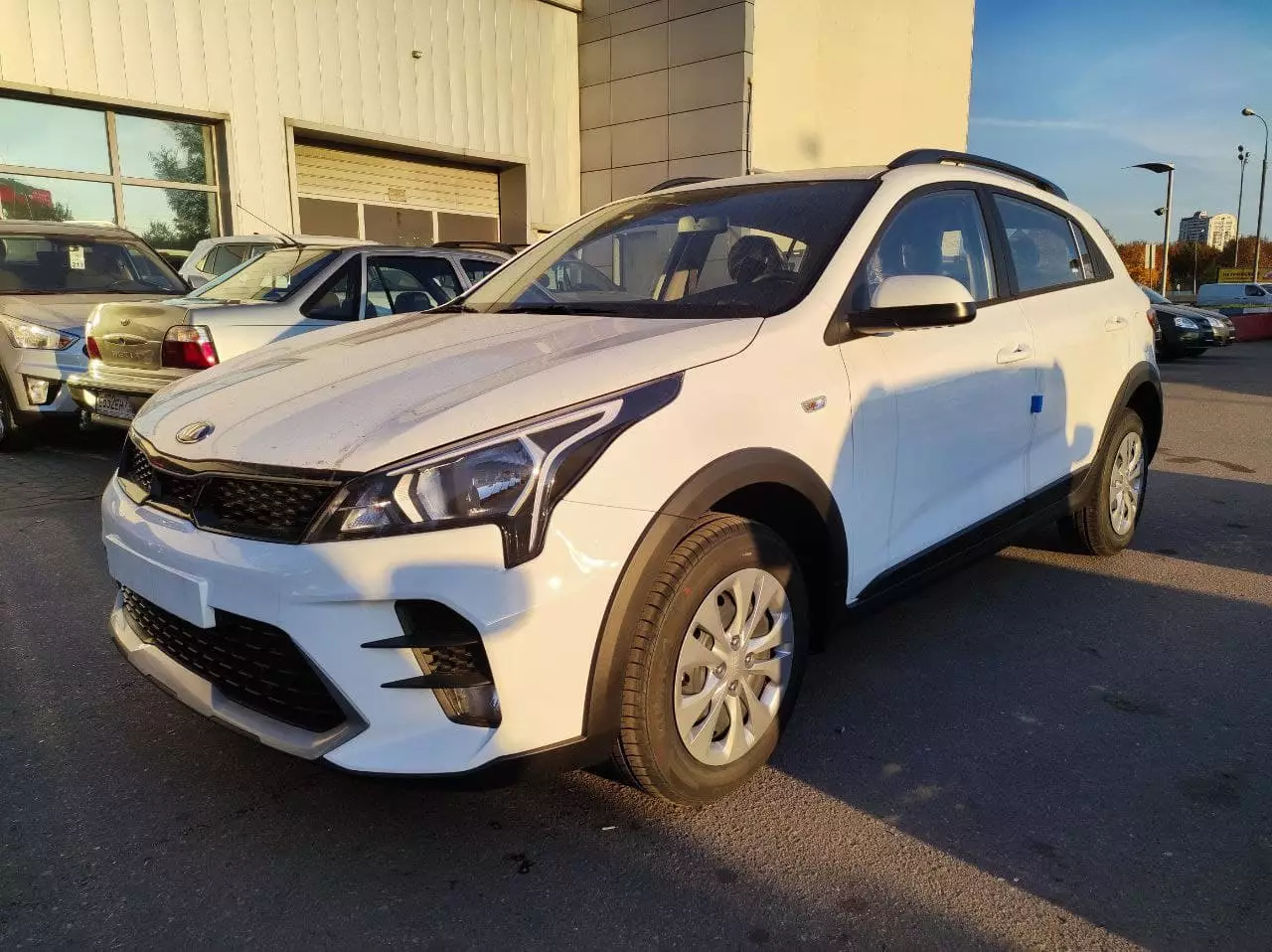 Автосалон: Kia Rio X