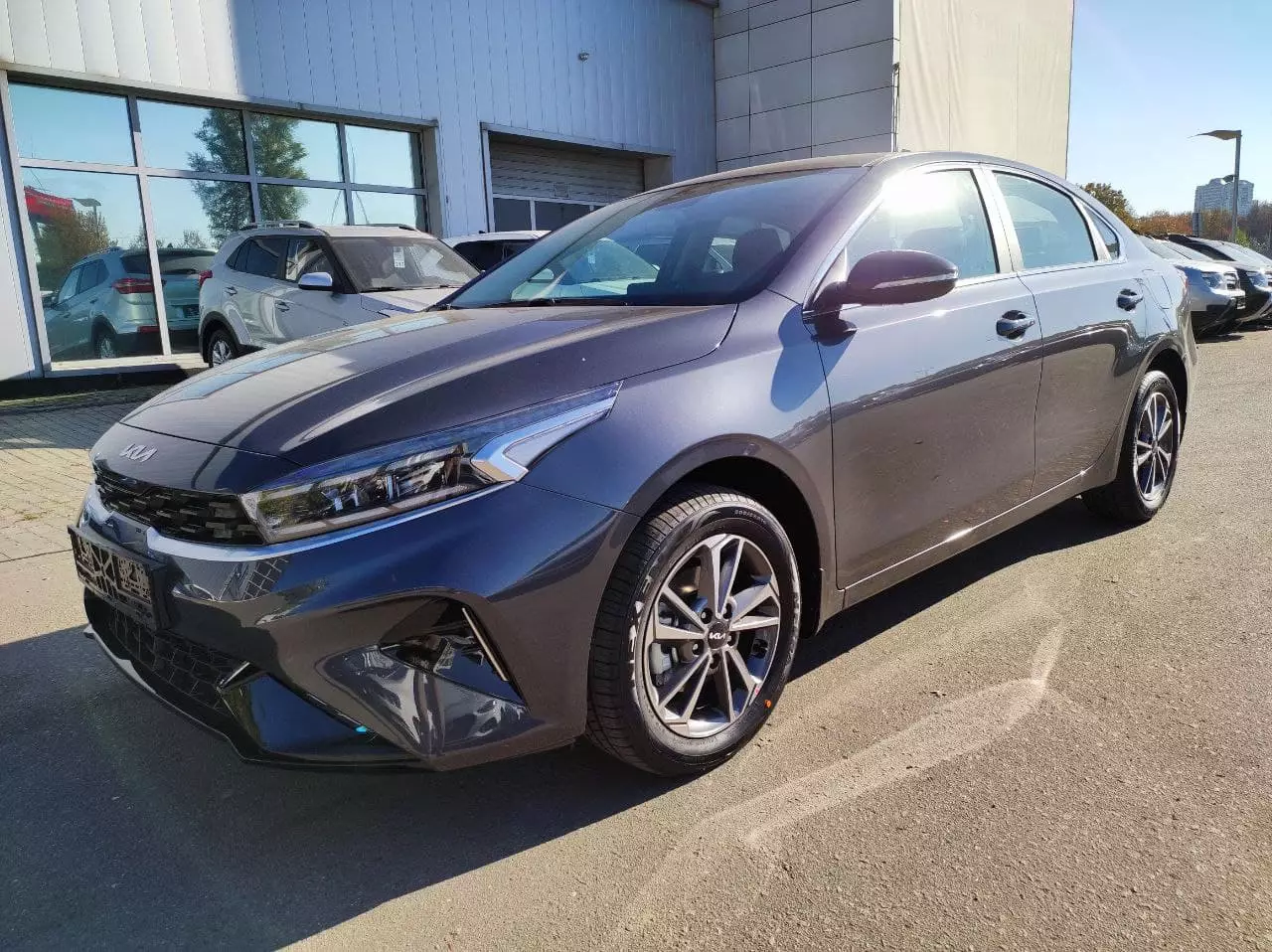 Автосалон: Kia Cerato