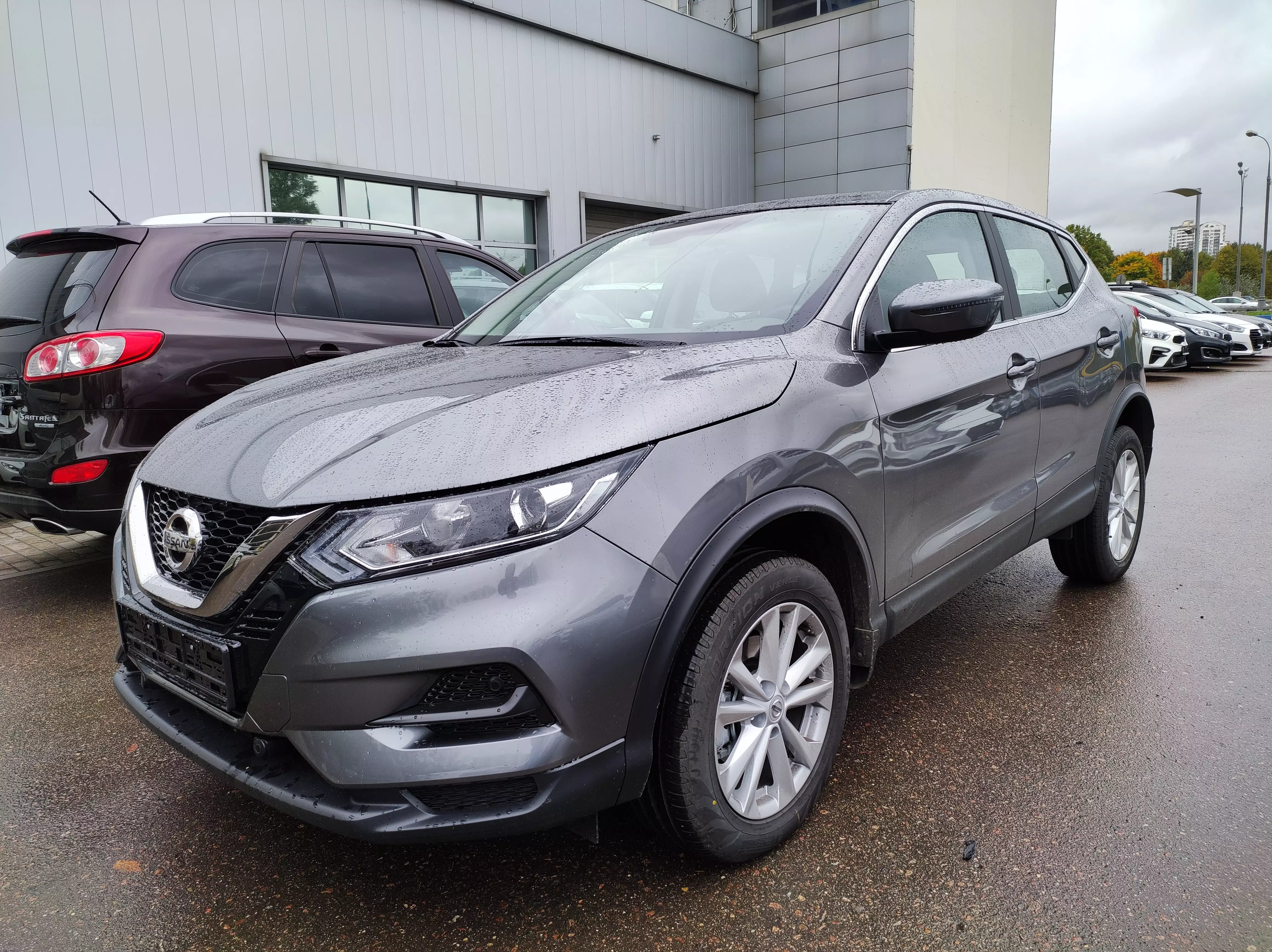 Автосалон: Nissan Qashqai